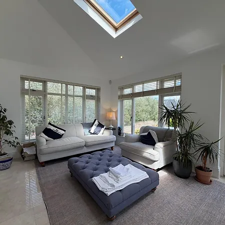 Holiday home Luxury 4bdr Retreat With Garden And Workspace Malahide